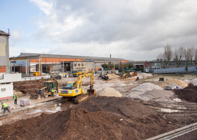 Trabalhos de construção da estação Reboleira