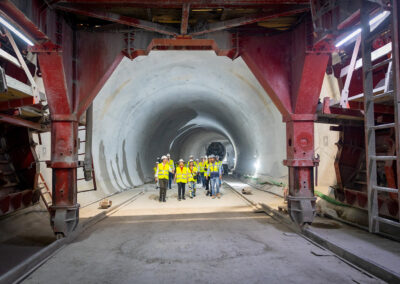 Deputados visitam as obras da Linha Circular