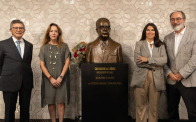 Primeiro-Ministro inaugura busto de Salvador Allende na estação de Arroios