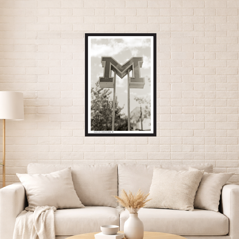 Poster A3 "M - pilar de identificação das estações de Metro,1959" - Image 2