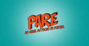 Pare ao sinal do fecho de portas.